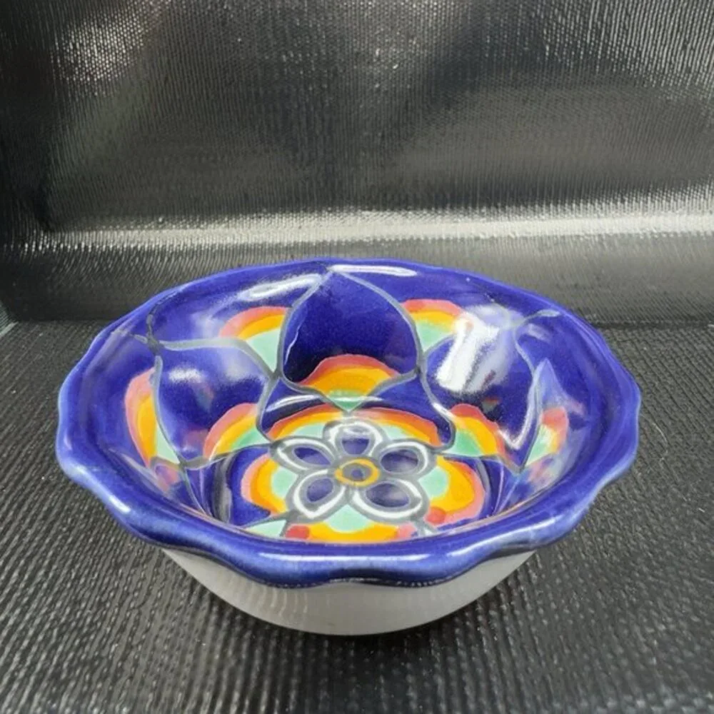 Vintage Hand‎ Made Mexico Pottery Talavera Multicolor Salsa Dish Bowl Wavy Edges